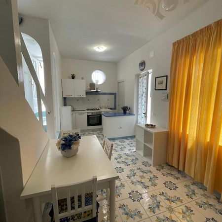 Blue Apartment Forio di Ischia エクステリア 写真