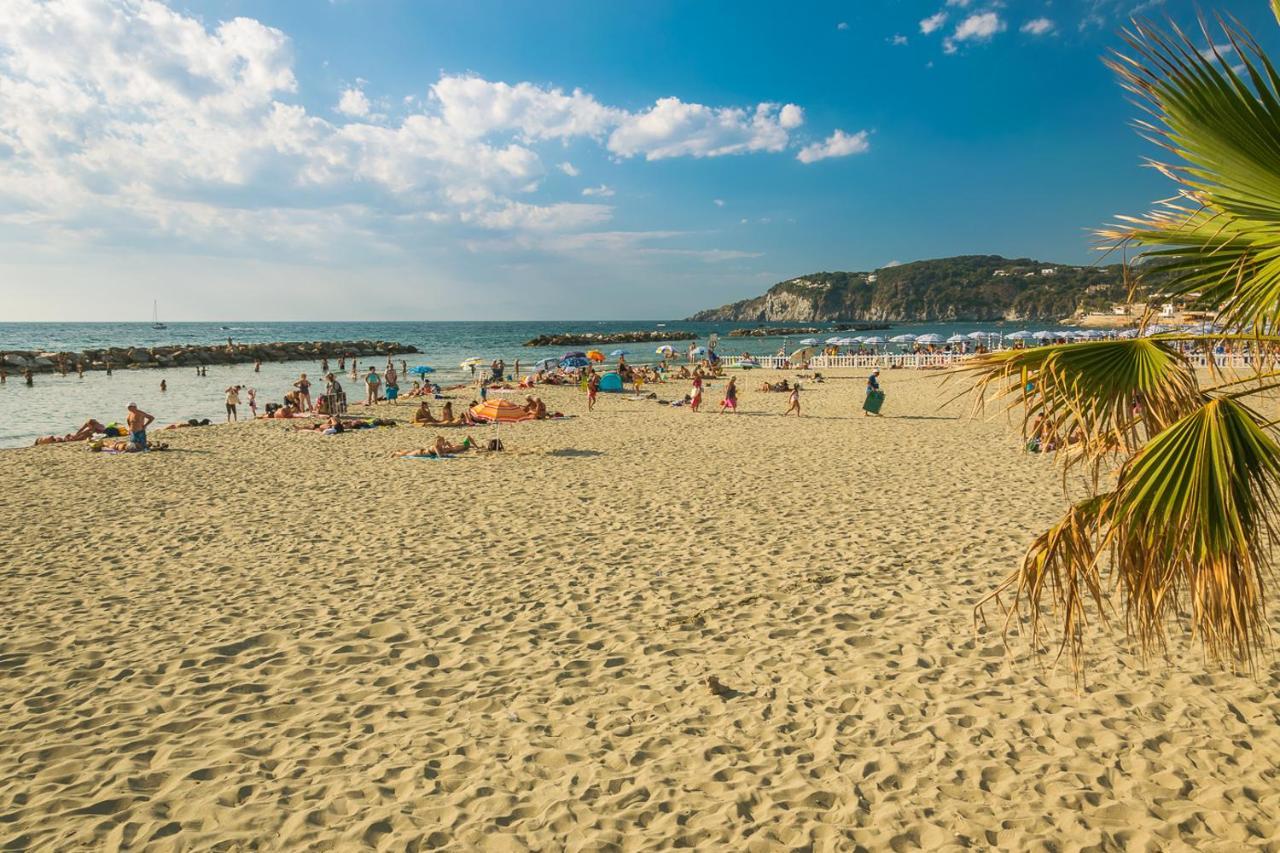 Blue Apartment Forio di Ischia エクステリア 写真